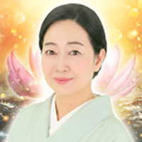 ルチア　愛寿湖先生