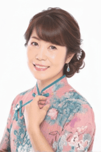 唯真伊由先生